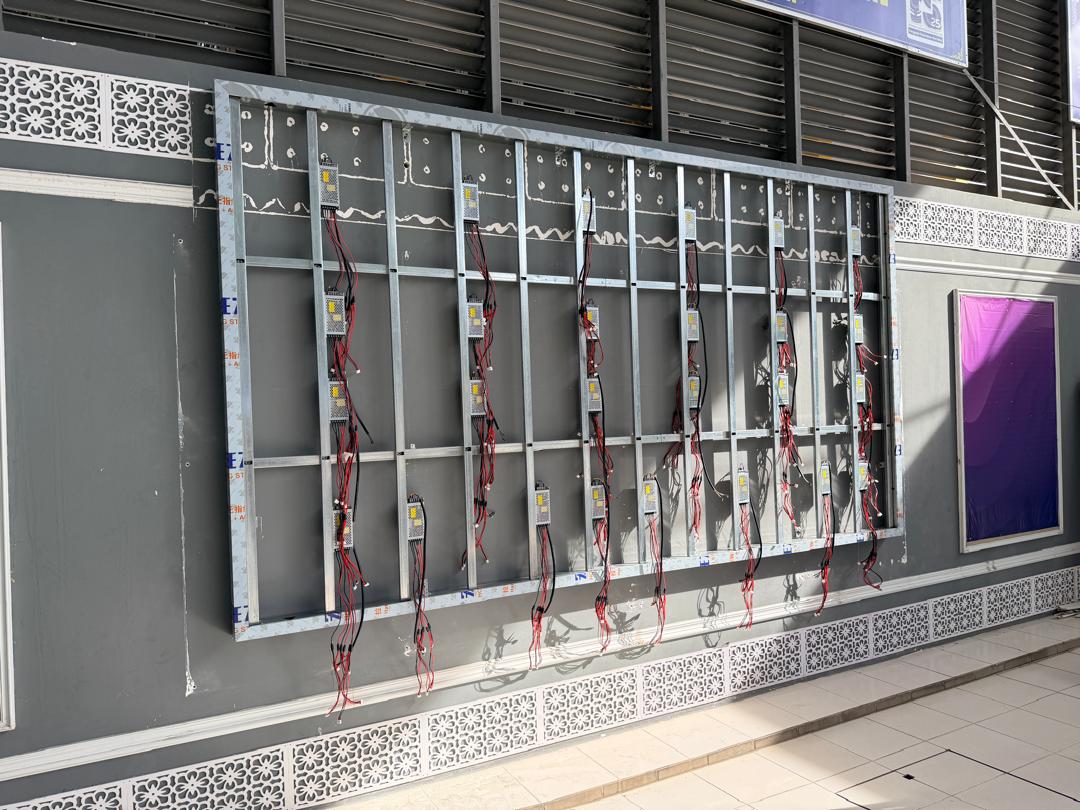 Samview LED wall modules during installation
